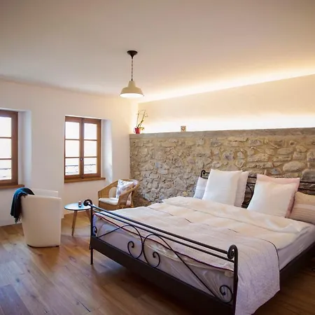Aux Trois Soleils B&B *
