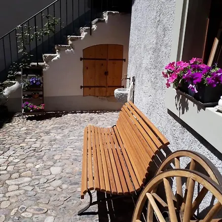 Frühstückspension Aux Trois Soleils 3*